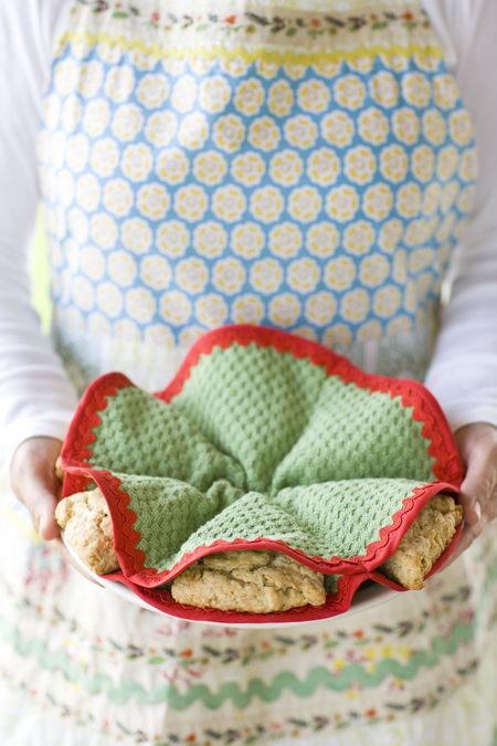 DIY Scone Cozy Craft Project