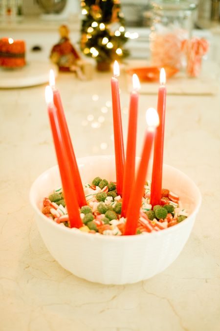A Quick and Easy Christmas Centerpiece